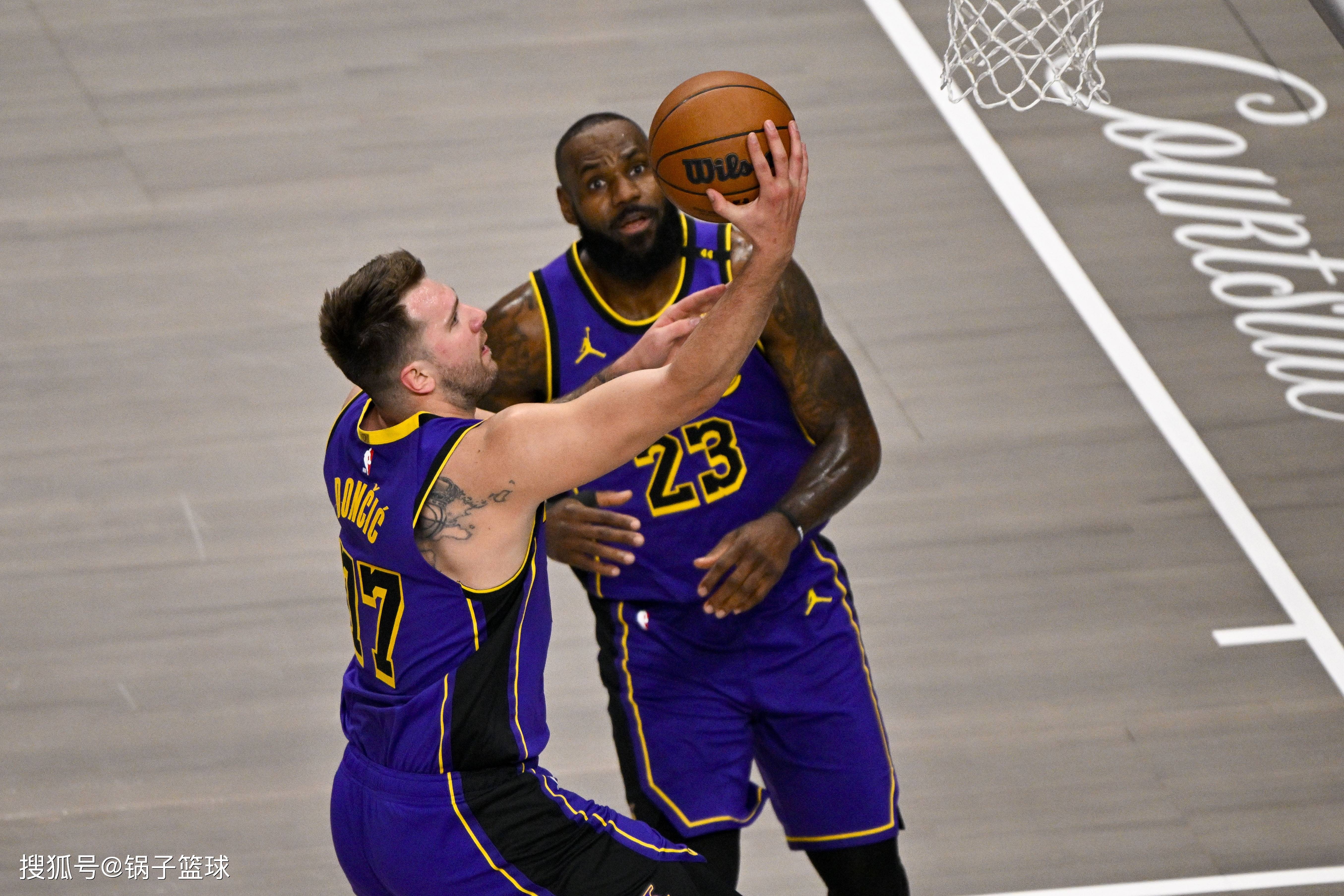 关于大奖赛转会风云：密尔沃基雄鹿盯上锋线强援，詹姆斯或成交易筹码的信息